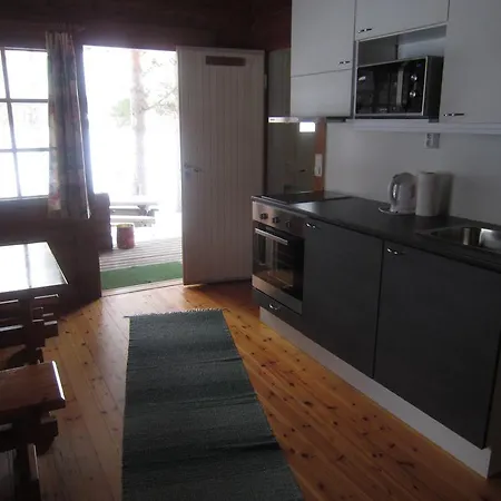 Haapasaaren Lomakyla Resort 3*