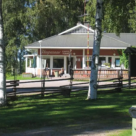 Resort Haapasaaren Lomakyla 3*